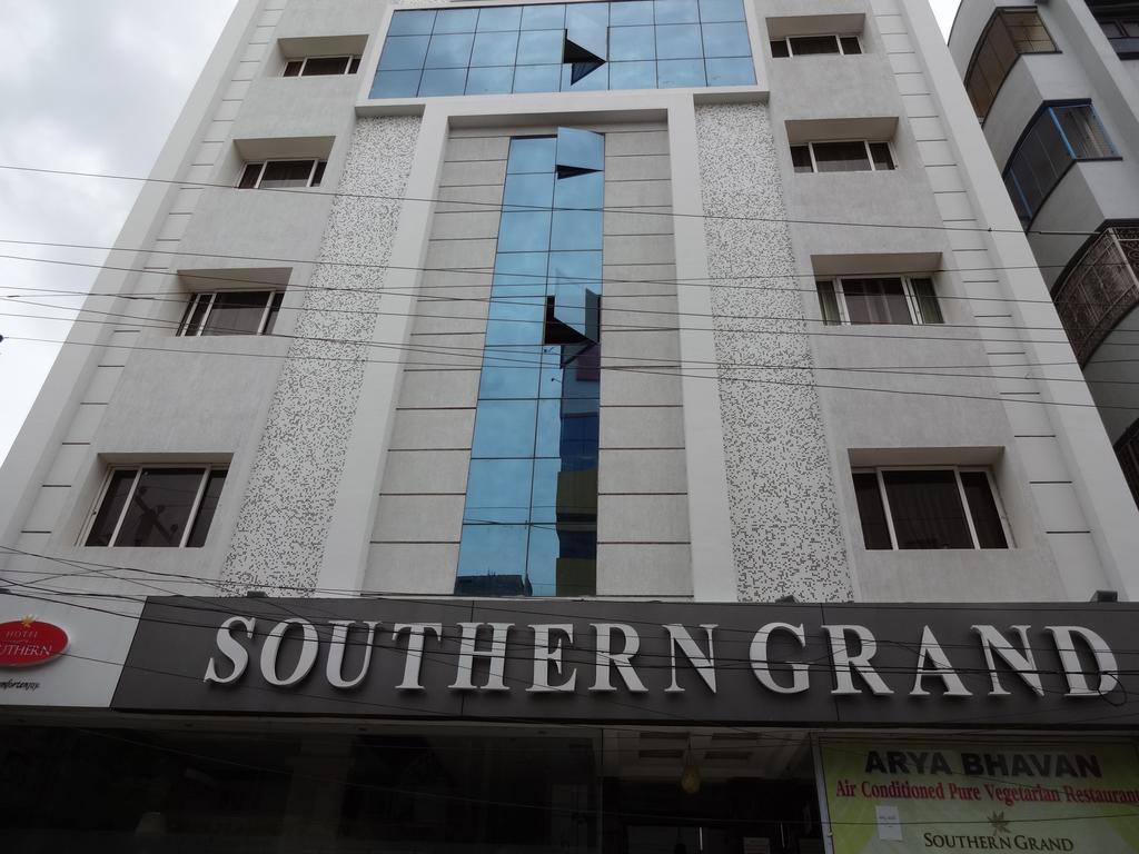Hotel Southern Grand Vijayawada Exterior photo