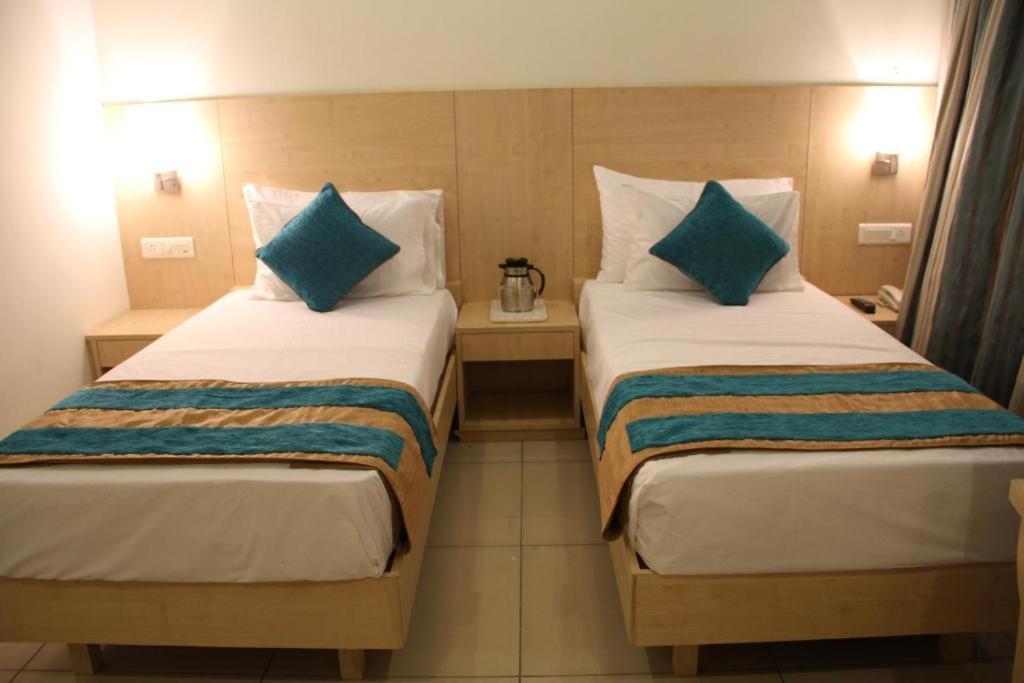 Hotel Southern Grand Vijayawada Exterior photo