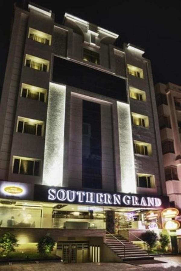 Hotel Southern Grand Vijayawada Exterior photo